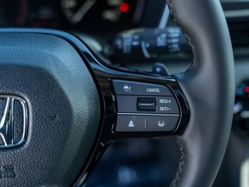 New 2025 Honda Pilot Touring image 27