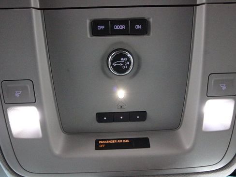 Used 2019 Chevrolet Suburban LT image 34