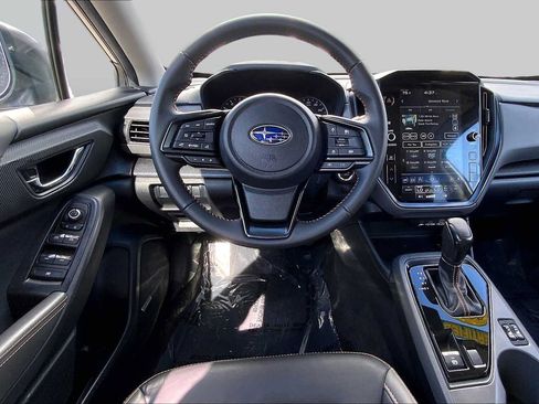 Used 2025 Subaru Crosstrek 2.5i Limited AWD/4WD image 5