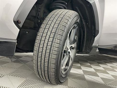 Certified 2024 Toyota RAV4 SE image 28