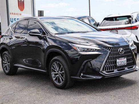 Used 2023 Lexus NX 350 AWD image 3