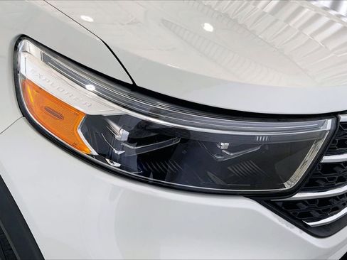 Used 2024 Ford Explorer XLT w/ Equipment Group 202A image 28