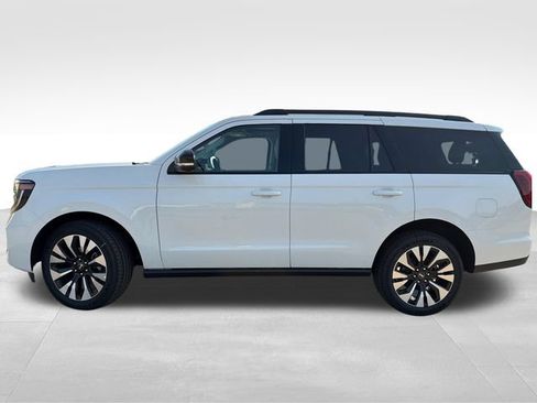 New 2027 Ford Expedition Platinum AWD/4WD image 3