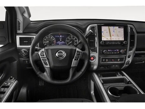 Used 2021 Nissan Titan SV w/ SV Convenience Package image 4