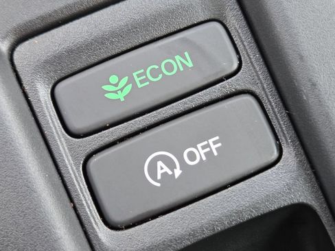 Certified 2025 Honda Accord LX image 8