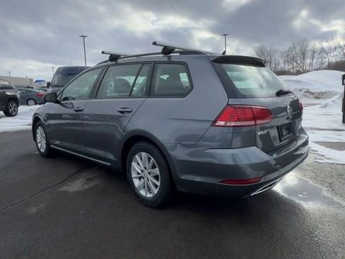 Used 2018 Volkswagen Golf S FWD image 6