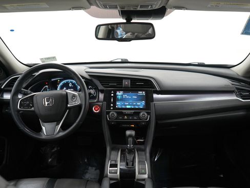 Used 2016 Honda Civic Touring image 14