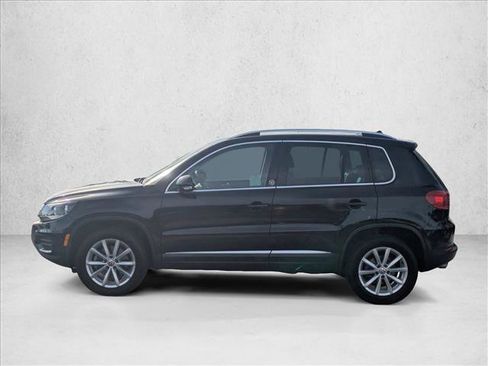 Used 2017 Volkswagen Tiguan Wolfsburg Edition image 9