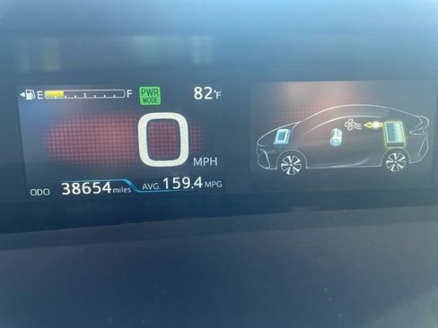 Used 2020 Toyota Prius Prime XLE image 6