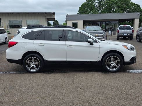 Used 2015 Subaru Outback 2.5i Limited AWD/4WD image 31