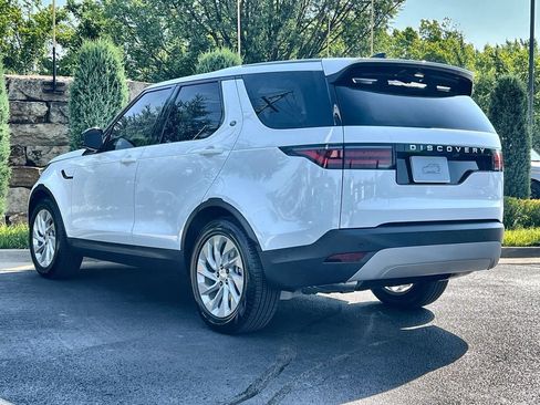 Used 2026 Land Rover Discovery S AWD/4WD image 3