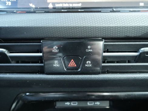 Used 2024 Volkswagen GTI SE w/ SE Leather Seats Package image 36