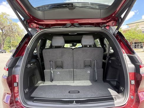 New 2026 Jeep Grand Cherokee L Limited RWD image 30