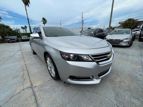 Used 2018 Chevrolet Impala LT FWD image 10