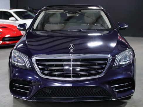 Used 2019 Mercedes-Benz S 560 Sedan w/ AMG Line Exterior image 5