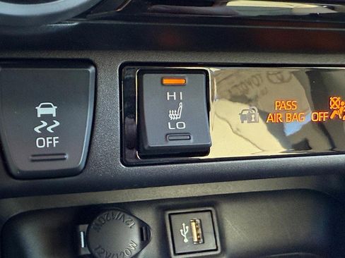 New 2025 Toyota RAV4 XLE Premium image 17