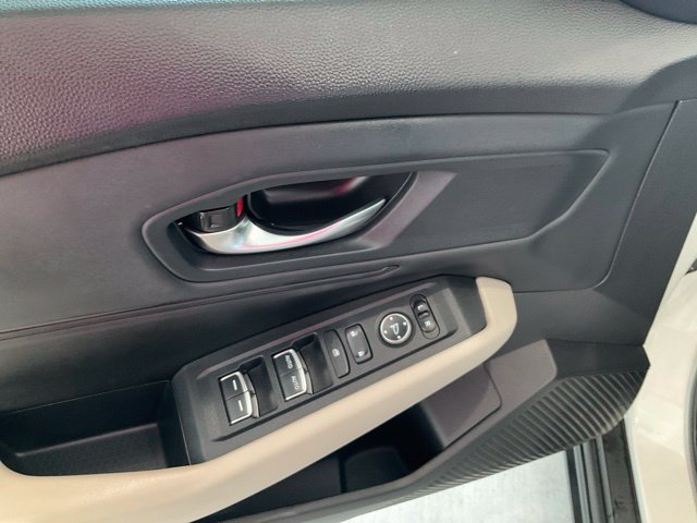 Certified 2025 Honda Accord SE image 10