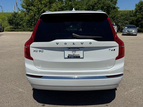 Certified 2022 Volvo XC90 T6 Inscription AWD/4WD image 2