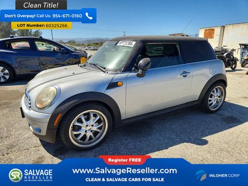 Used 2010 MINI Cooper Hardtop FWD image 1