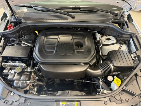 Used 2022 Jeep Grand Cherokee Laredo E AWD/4WD image 22