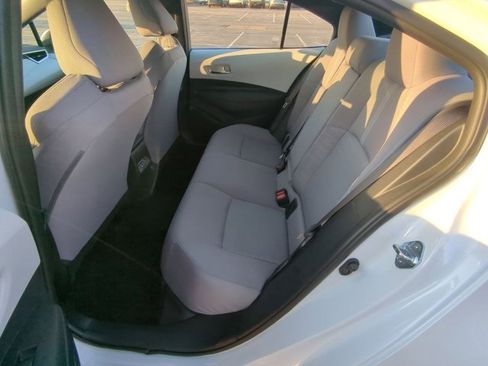 Certified 2025 Toyota Corolla SE w/ SE Premium Package image 15