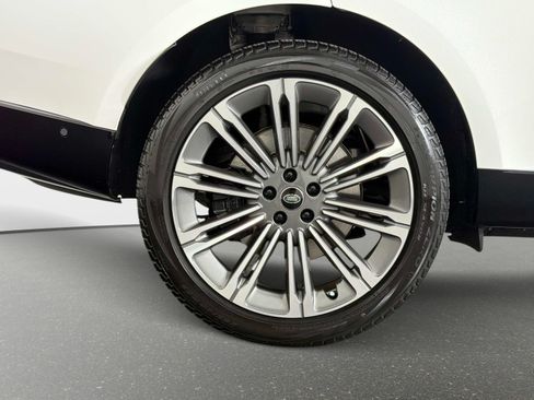 Used 2023 Land Rover Range Rover SE AWD/4WD image 16