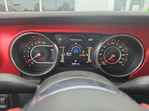 Used 2023 Jeep Gladiator Rubicon w/ LED Lighting Group AWD/4WD image 3