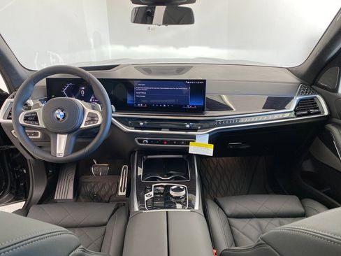 New 2026 BMW X7 xDrive40i w/ M Sport Package image 15