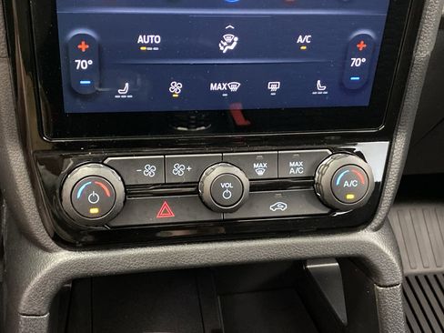 New 2026 Ford Ranger XLT w/ Equipment Group 301A High AWD/4WD image 21