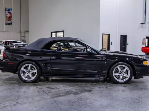 Used 1998 Ford Mustang Cobra RWD image 28