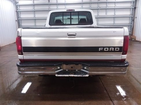 Used 1994 Ford F150 XL AWD/4WD image 8