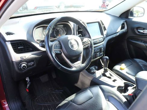 Used 2016 Jeep Cherokee Limited AWD/4WD image 9