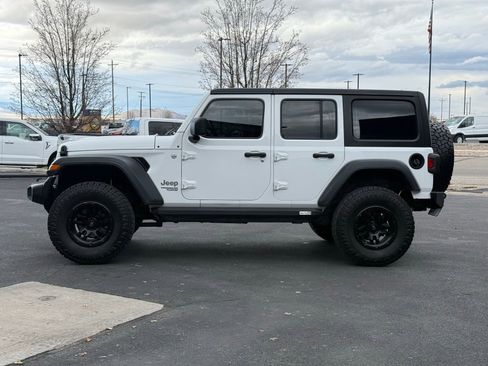 Used 2020 Jeep Wrangler Unlimited Sport image 9