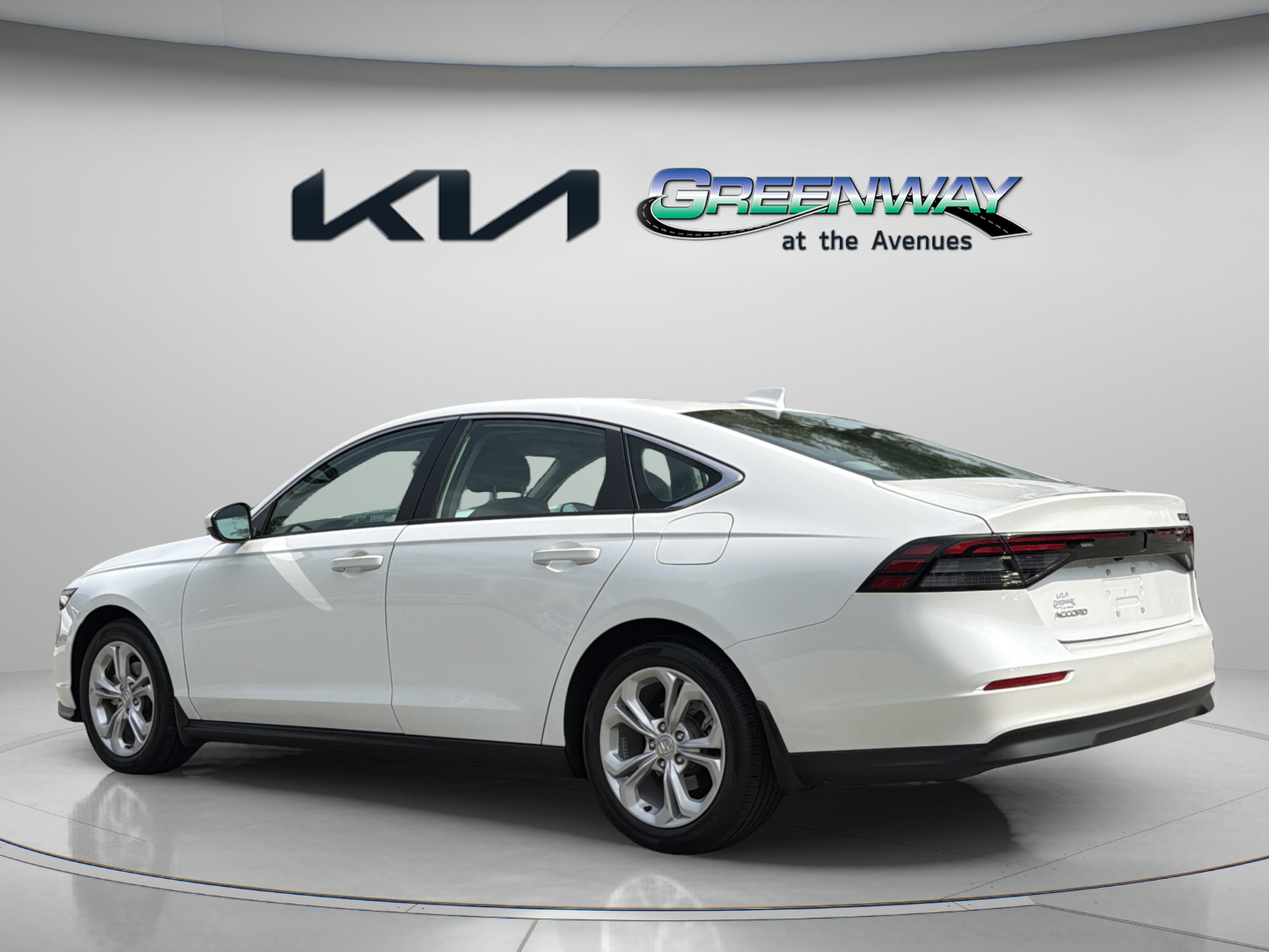 Used 2024 Honda Accord LX image 4