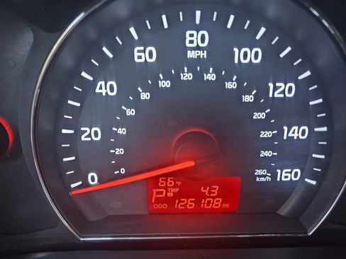 Used 2015 Kia Sorento LX image 15