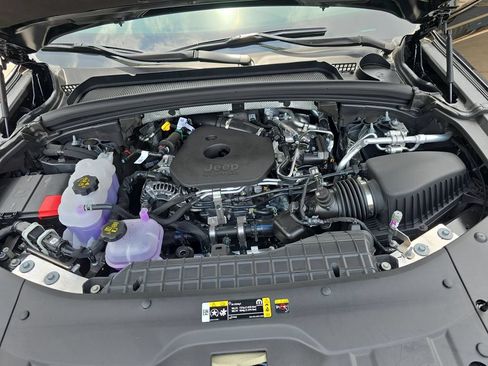 New 2026 Jeep Grand Cherokee Limited AWD/4WD image 31