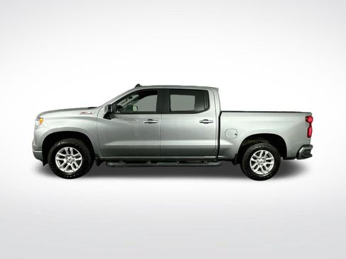 Used 2023 Chevrolet Silverado 1500 RST w/ Z71 Off-Road Package AWD/4WD image 5