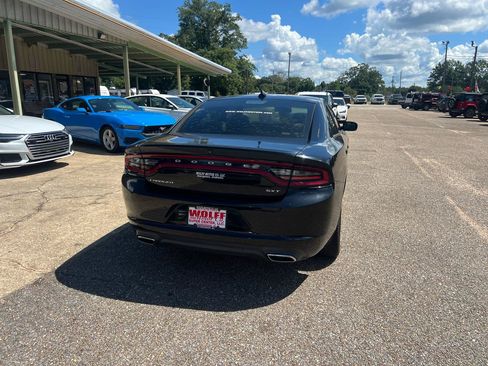 Used 2018 Dodge Charger SXT Plus w/ Quick Order Package 29J RWD image 8