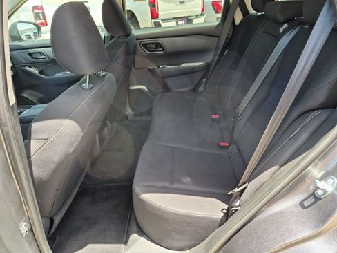 Used 2024 Nissan Rogue S AWD/4WD image 17