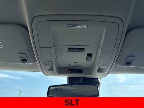 Used 2018 GMC Sierra 1500 SLT w/ SLT Premium Package image 20