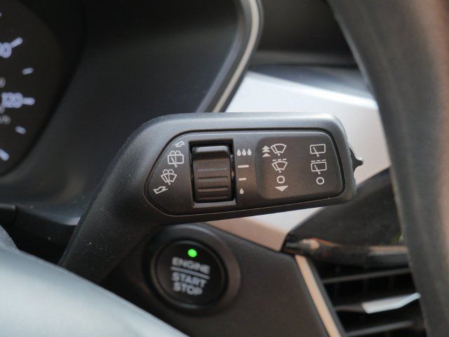 Used 2022 Ford Escape SE FWD image 20
