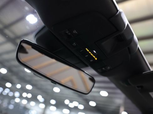 Used 2019 Porsche 911 Turbo image 42