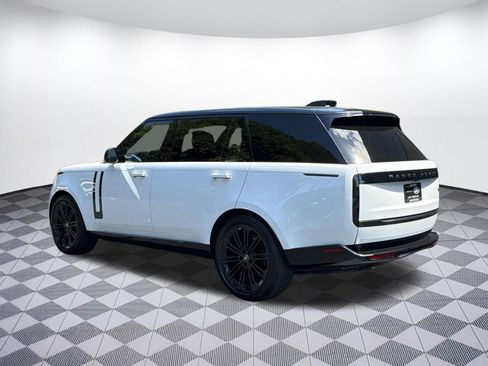 Certified 2022 Land Rover Range Rover Long Wheelbase SE AWD/4WD image 3