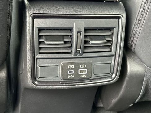 Used 2025 Subaru Forester Sport image 11
