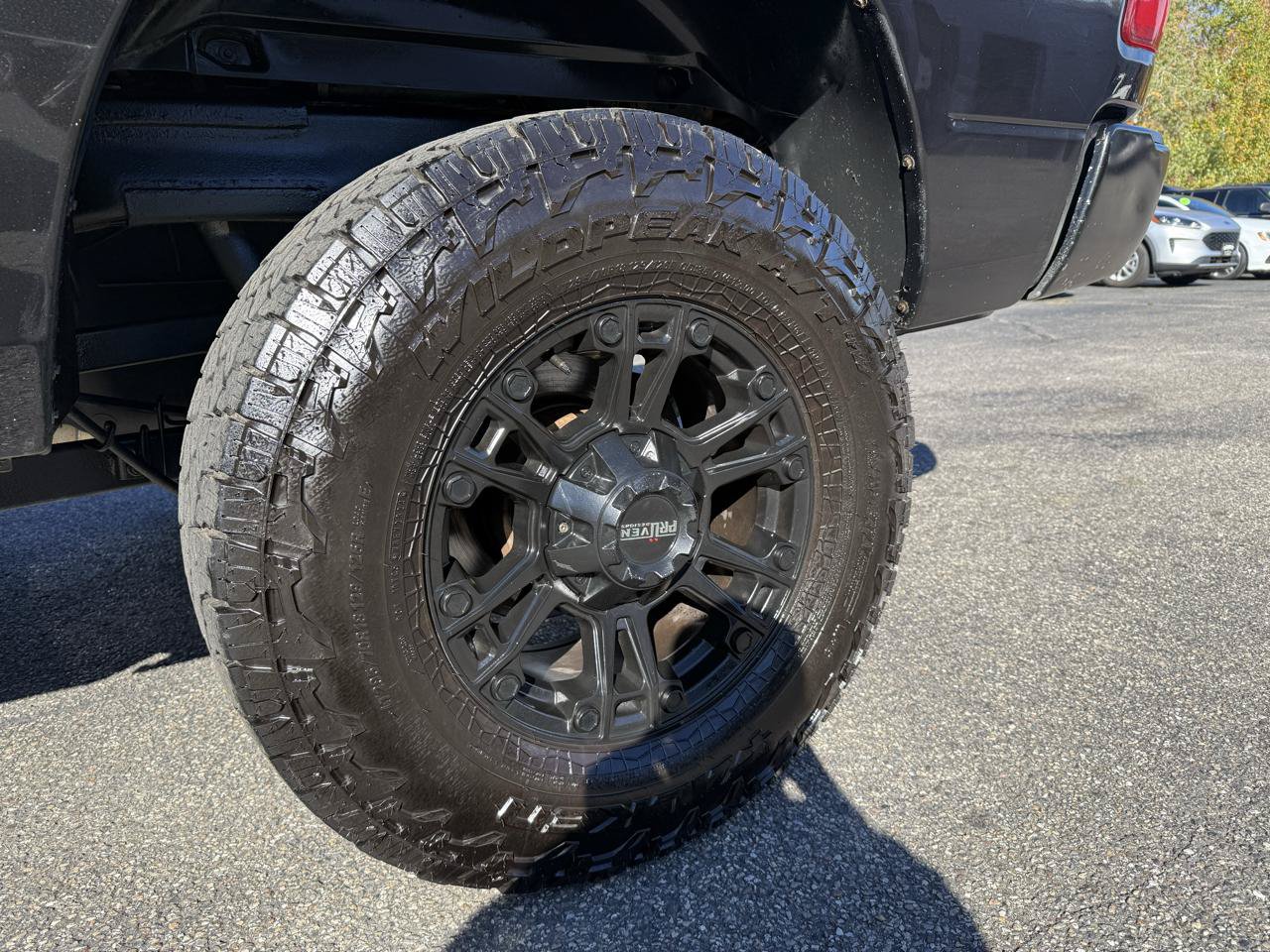 Used 2018 RAM 2500 Tradesman w/ Chrome Appearance Group AWD/4WD image 7