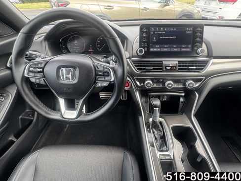Used 2018 Honda Accord Sport image 14