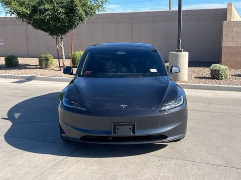 Used 2024 Tesla Model 3 Standard Range RWD image 2