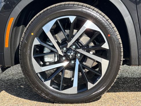 New 2025 Mitsubishi Outlander SEL image 25