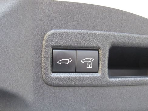 Certified 2023 Toyota bZ4X AWD image 23