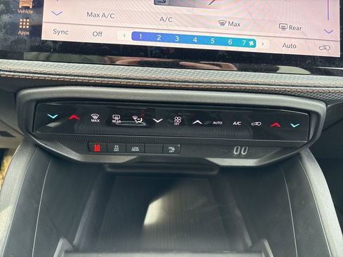 New 2026 Jeep Cherokee Limited AWD/4WD image 72